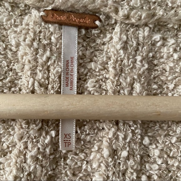 Free People Oatmeal Colored Chunky Knit Cropped Sweater - Picture 13 of 16